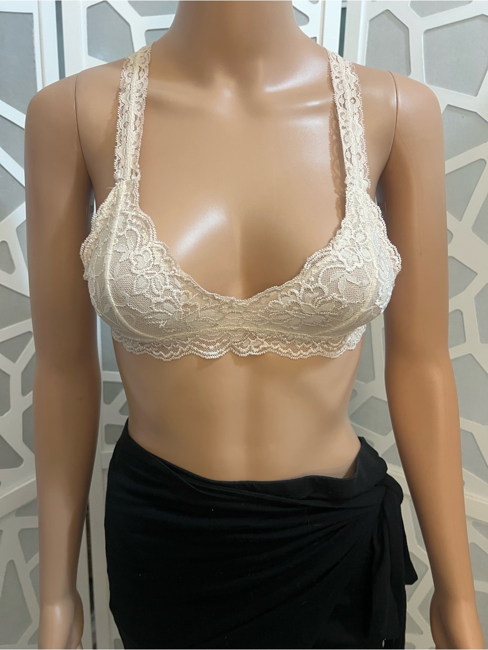 ANEMONE Ivory Cream Lace Racerback Bralette Women’s S/M Stretch Floral Bra